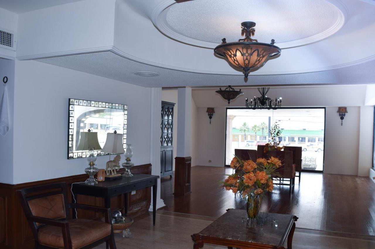 Hotel Virrey Rio Bravo Luaran gambar
